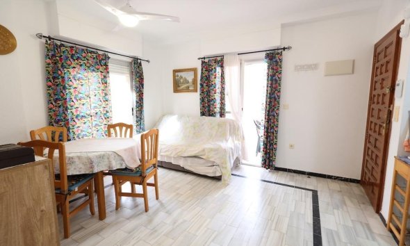 Resale - Apartment - Torrevieja - La Mata Pueblo