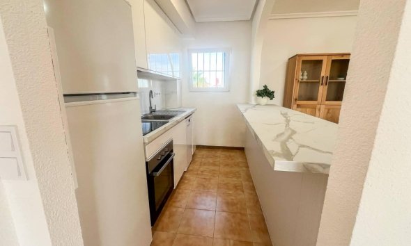 Resale - Apartment - Torrevieja - Punta Prima