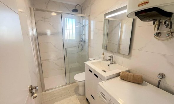 Resale - Apartment - Torrevieja - Punta Prima