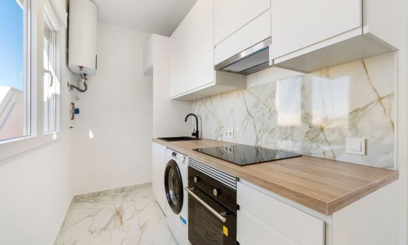 Resale - Villa - Torrevieja - El chaparral