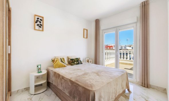 Resale - Villa - Torrevieja - El chaparral