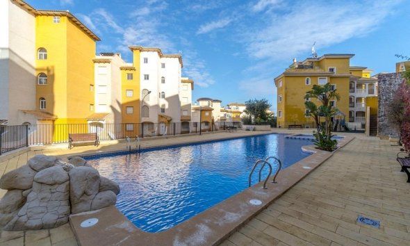 Resale - Apartment - Orihuela Costa - Altos de Campoamor