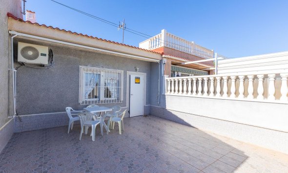 Resale - Bungalow - Torrevieja - La Siesta - El Salado - Torreta