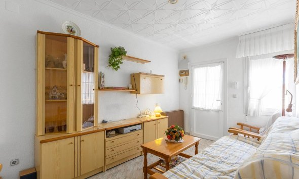 Resale - Bungalow - Torrevieja - La Siesta - El Salado - Torreta