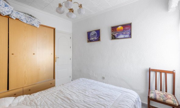 Resale - Bungalow - Torrevieja - La Siesta - El Salado - Torreta