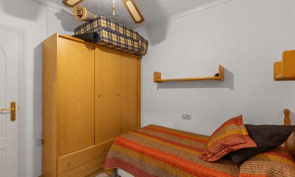 Resale - Bungalow - Torrevieja - La Siesta - El Salado - Torreta