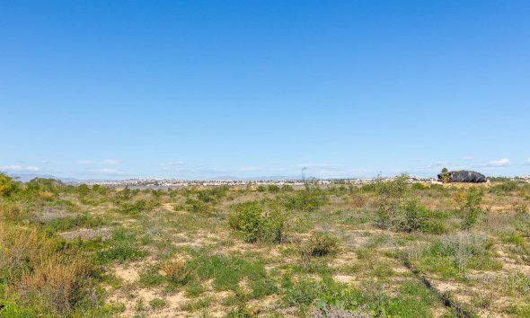 Resale - Bungalow - Torrevieja - La Siesta - El Salado - Torreta