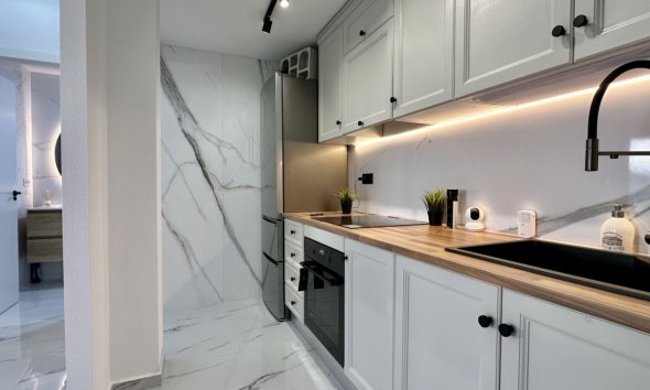 Resale - Apartment - Orihuela Costa - Playa Flamenca