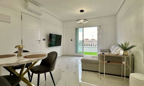 Resale - Apartment - Orihuela Costa - Playa Flamenca