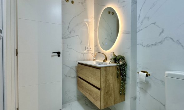 Resale - Apartment - Orihuela Costa - Playa Flamenca