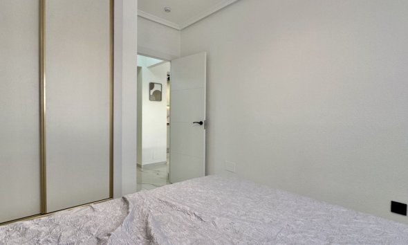 Resale - Apartment - Orihuela Costa - Playa Flamenca