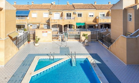 Resale - Bungalow - Torrevieja - Parque de Las Naciones