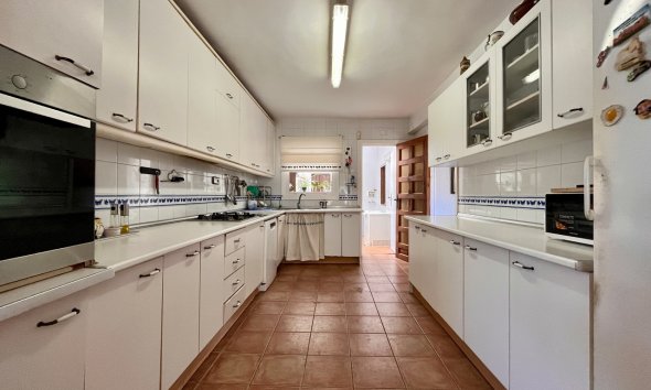 Resale - Villa - Orihuela Costa - Cabo Roig