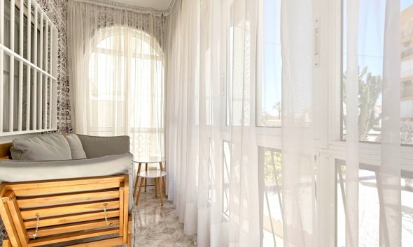 Resale - Apartment - Torrevieja - Torrelamata - La Mata