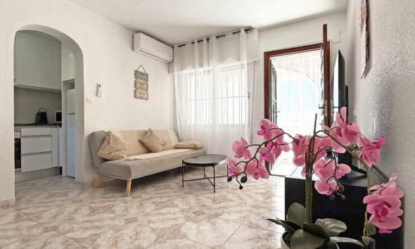Resale - Apartment - Torrevieja - Torrelamata - La Mata