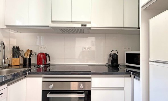 Resale - Apartment - Torrevieja - Torrelamata - La Mata