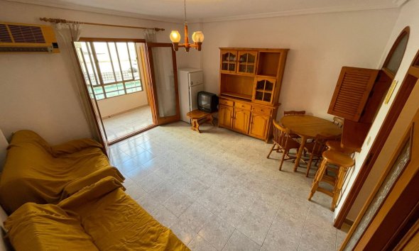 Resale - Apartment - Torrevieja - Estacion de autobuses