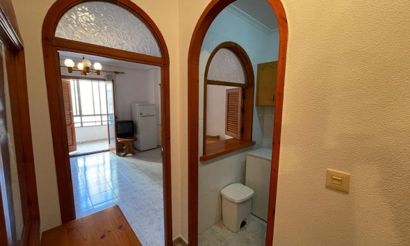 Resale - Apartment - Torrevieja - Estacion de autobuses