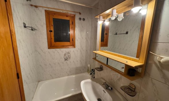 Resale - Apartment - Torrevieja - Estacion de autobuses