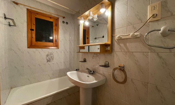 Resale - Apartment - Torrevieja - Estacion de autobuses