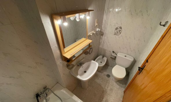 Resale - Apartment - Torrevieja - Estacion de autobuses