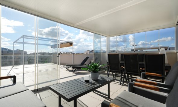 Resale - Apartment - Orihuela Costa - Villamartín