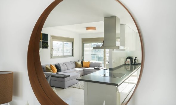 Resale - Apartment - Orihuela Costa - Villamartín