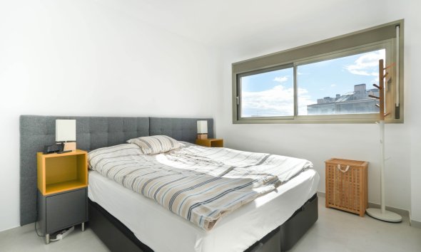 Resale - Apartment - Orihuela Costa - Villamartín