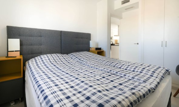 Resale - Apartment - Orihuela Costa - Villamartín