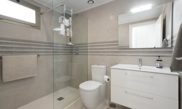 Resale - Apartment - Orihuela Costa - Villamartín