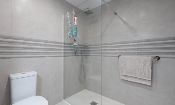 Resale - Apartment - Orihuela Costa - Villamartín