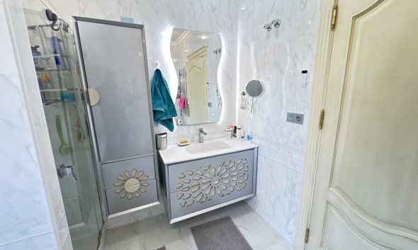 Resale - Villa - Orihuela Costa - Cabo Roig