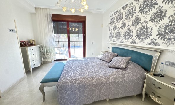 Resale - Villa - Orihuela Costa - Cabo Roig