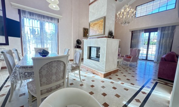 Resale - Villa - Orihuela Costa - Cabo Roig