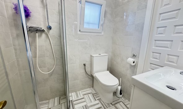 Resale - Villa - Orihuela Costa - Villamartin