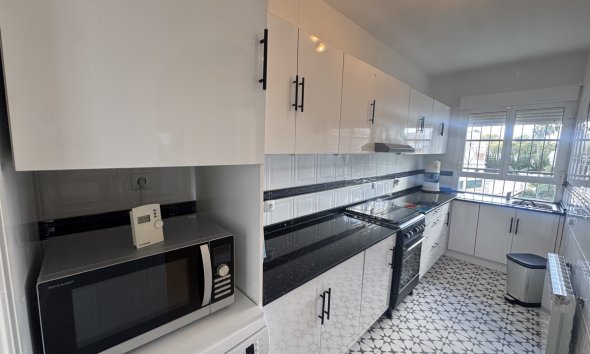 Resale - Villa - Orihuela Costa - Villamartin