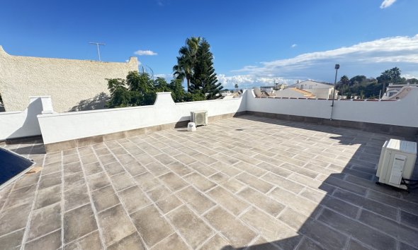 Resale - Villa - Orihuela Costa - Villamartin