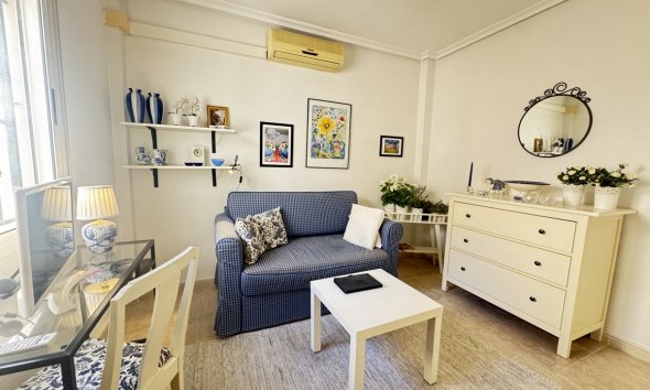 Resale - Apartment - Torrevieja - Los Altos