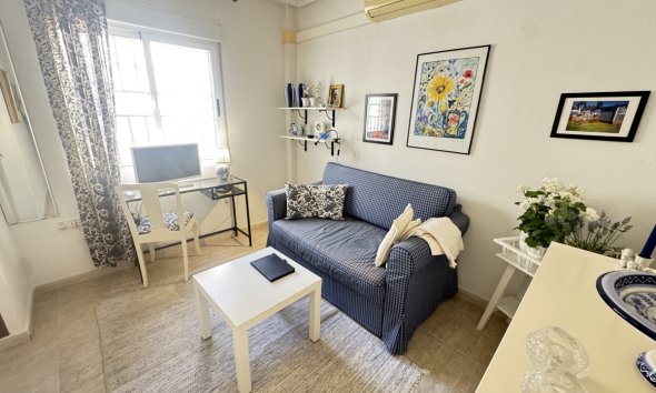 Resale - Apartment - Torrevieja - Los Altos