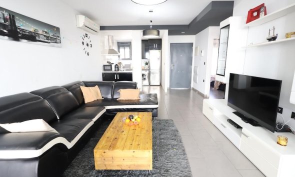 Resale - Bungalow - Orihuela Costa - La Zenia