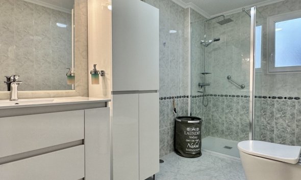 Resale - Apartment - Orihuela Costa - Playa Flamenca