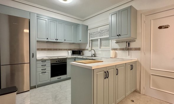 Resale - Apartment - Orihuela Costa - Playa Flamenca