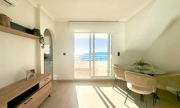 Resale - Apartment - Torrevieja - Cabo cervera