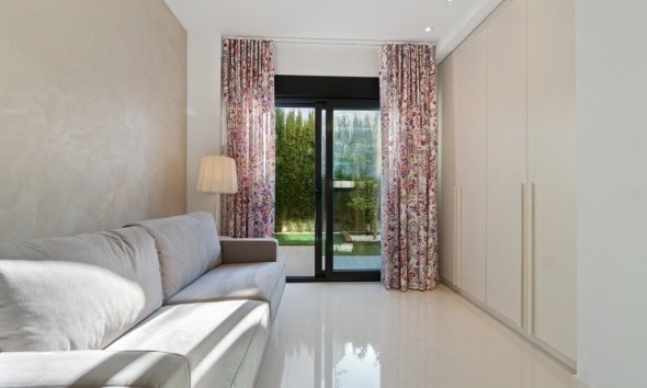 Resale - Villa - Orihuela Costa - Agua Marina