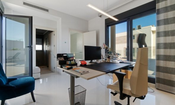 Resale - Villa - Orihuela Costa - Agua Marina