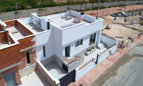 Obra nueva - Villa - Sucina