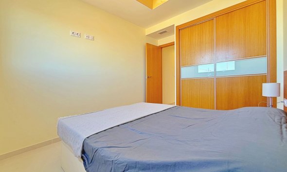 Resale - Apartment - Torrevieja - Punta Prima