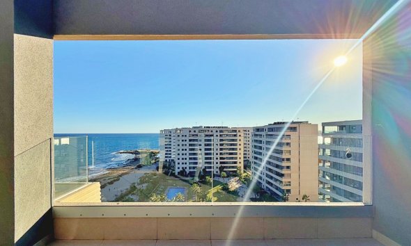 Resale - Apartment - Torrevieja - Punta Prima