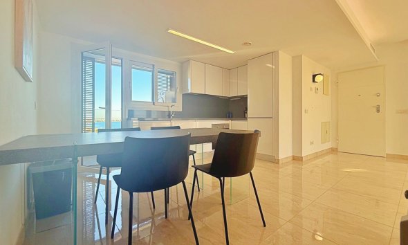 Resale - Apartment - Torrevieja - Punta Prima