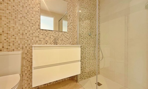 Resale - Apartment - Torrevieja - Punta Prima